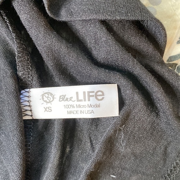 Blue Life Black Tunic Dress with V-Back and Split Hem Sz XS NWOT - Picture 6 of 7